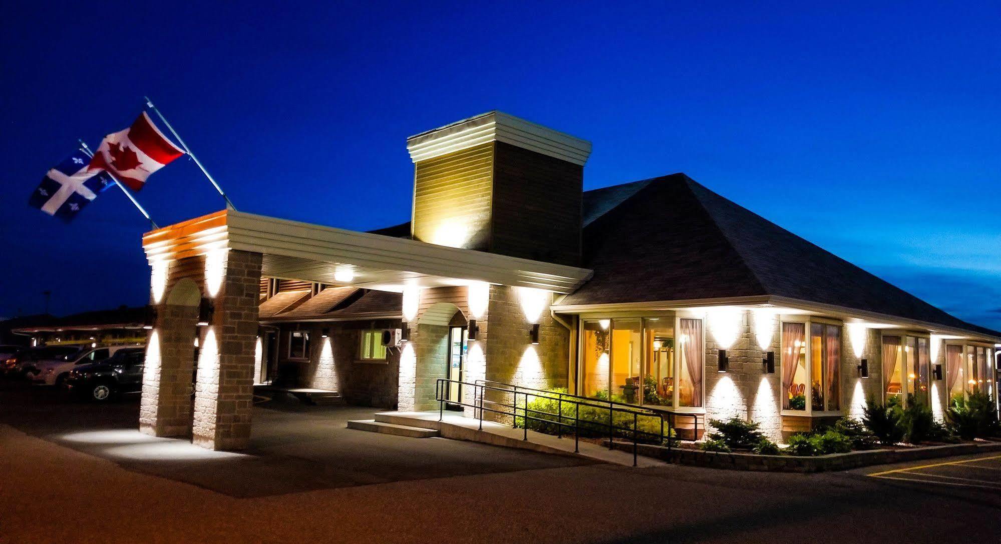 Hôtel Motel La Vigie Matane Exterior foto